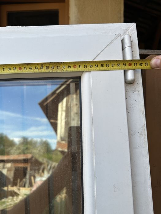 Usa PVC  cu geam termopan in stare foarte buna