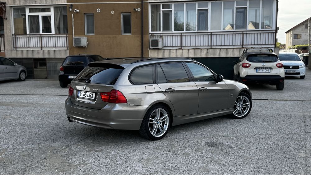 BMW 3 Series 2011 — imagine 3