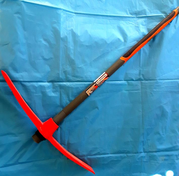 Târnăcop KRONUS cu coada rezistenta din fibra MAGNUSSON - NOU - 95 Lei