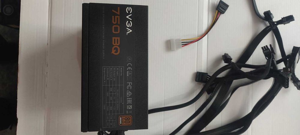 Захранване за компютър EVGA 750 BQ 80+ BRONZE 750W