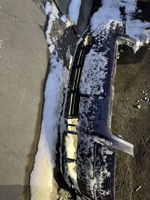 Передний бампер от пассат B5