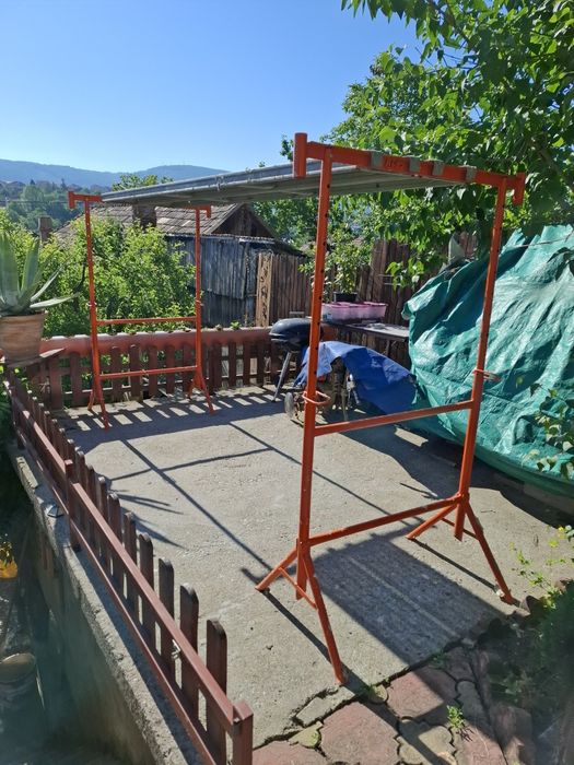Inchiriez schela pe roti și scară Zalau • OLX.ro
