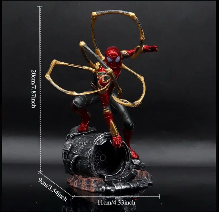 человек паук статуэтка