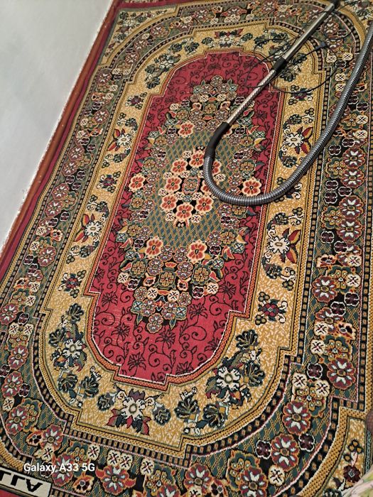 Ковер продается количество 2шт