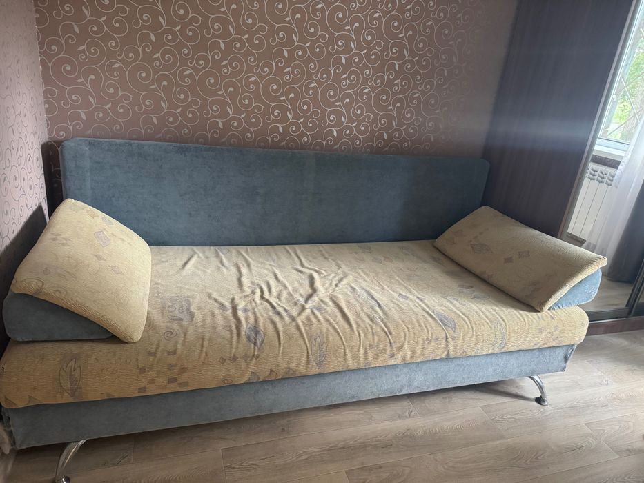 Продам раздвижную тахту