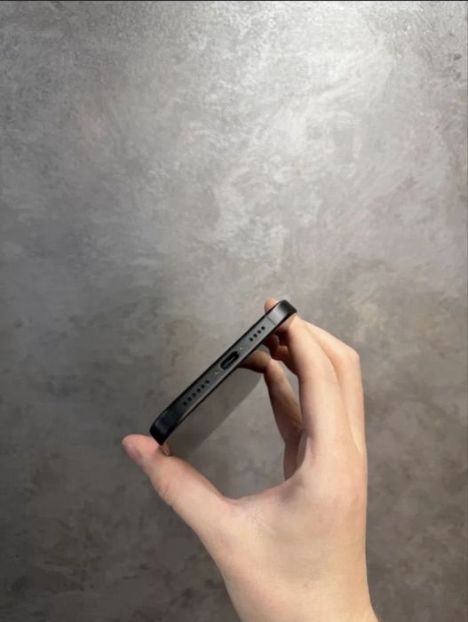 Iphone 16 Black 100%