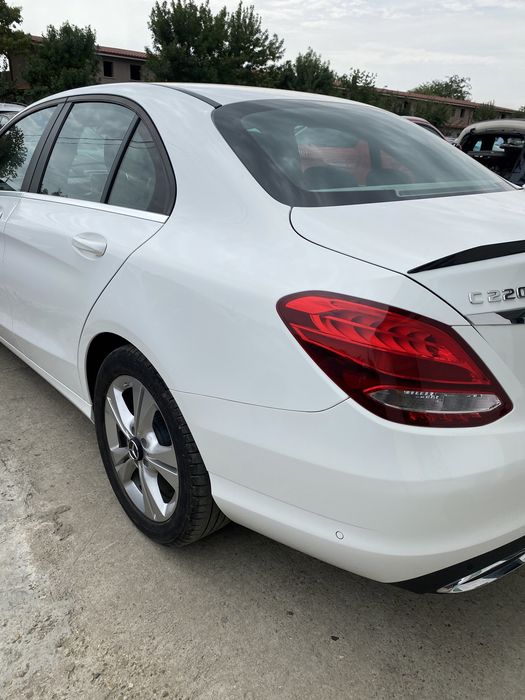 Ușă stânga spate Mercedes W205 C klass 2016