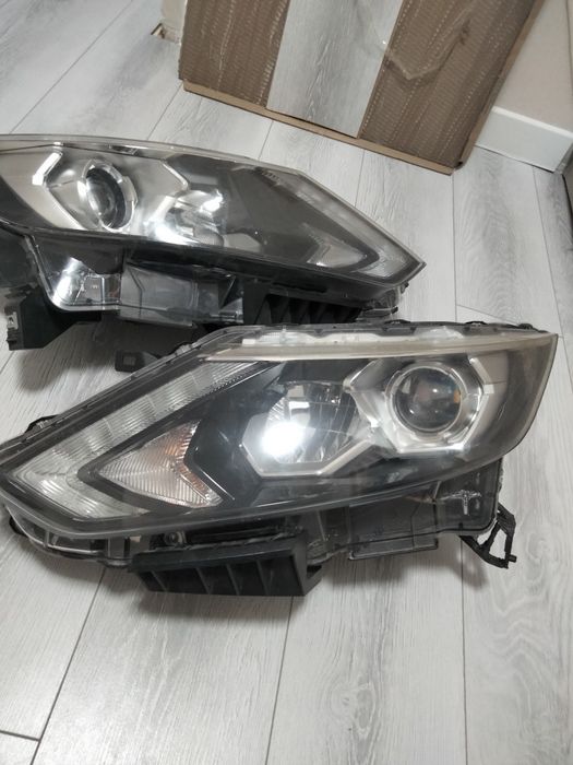 Ниссан Кашкай фары продам