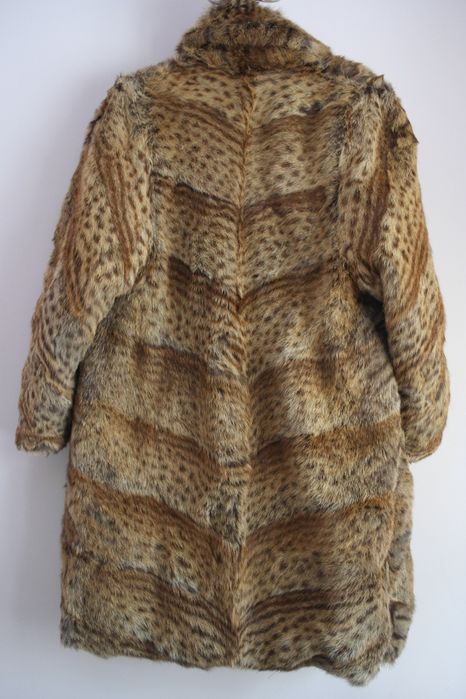 Шуба меховая , рысь натуральная.можно для рэпа и тик-ток