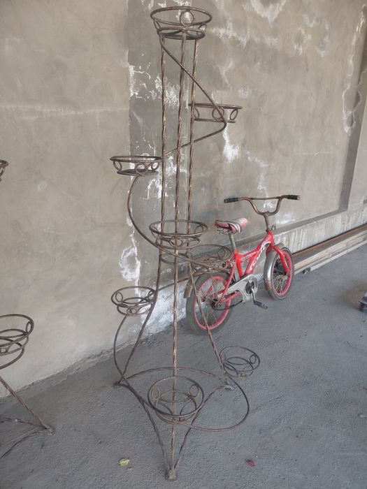 Подставка для цветов