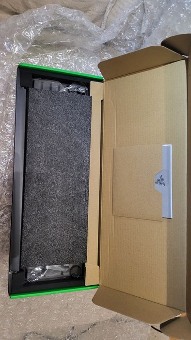 Нова Топ оптична клавиатура Razer Huntsman V2 red switches червени