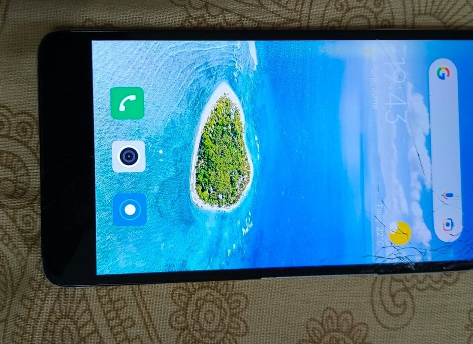 Продам б/у телефоны на запчасти тоже.