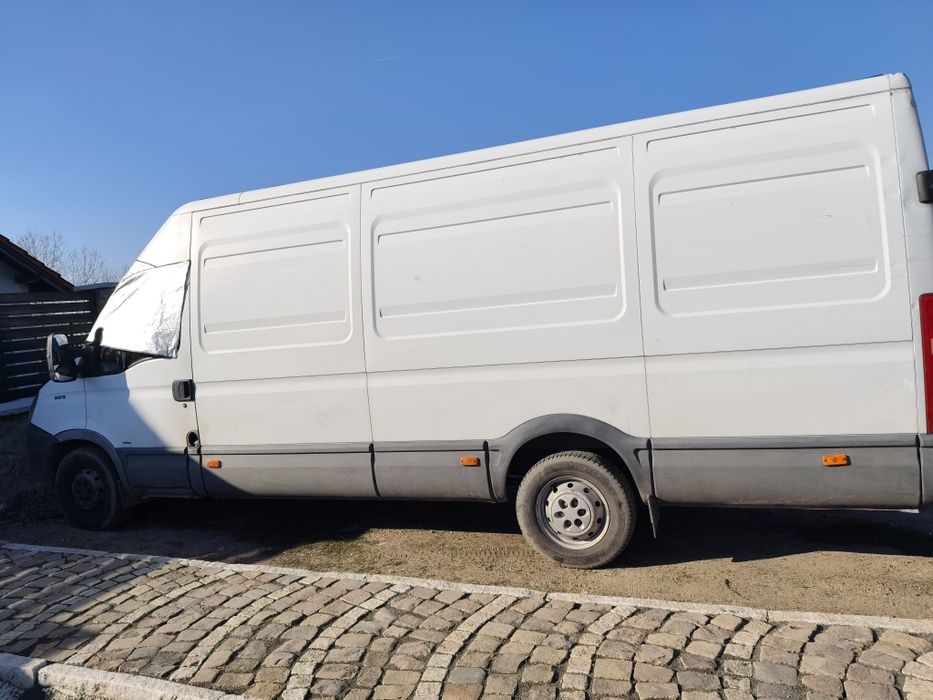 Vând Iveco Daily 35S12 2.3 Bus varianta cea mai lunga