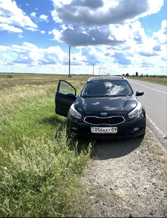 Продам kia ceed 2013