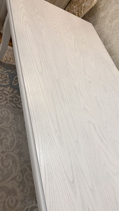 Продается 2 стола по 2 метра