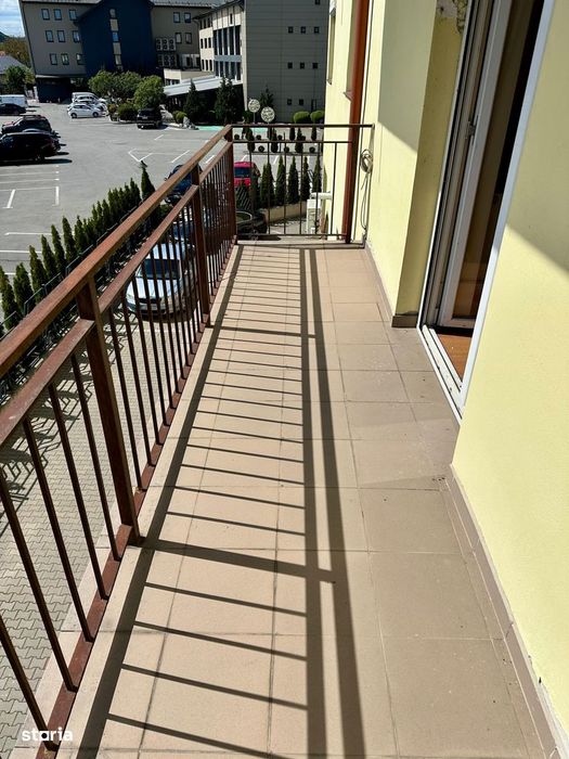 Apartament 3 camere Et 1 ,79 mp  Mobilat & Utilat | Garaj + Parcare |