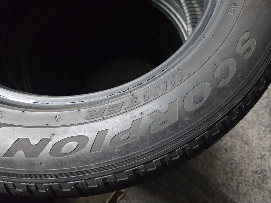 Pirelli 255/55 R19 111V MS iarnă