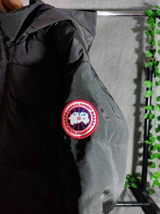 Geaca canada goose mariema XL