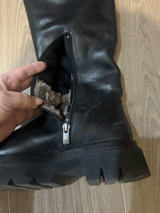 Продам зимние сапоги