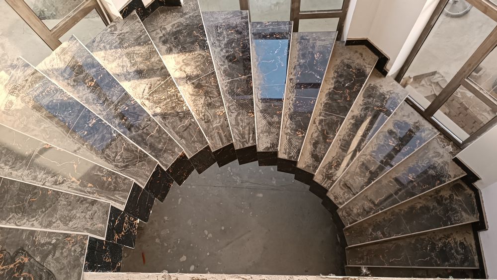 Уй сотилади янги курилган