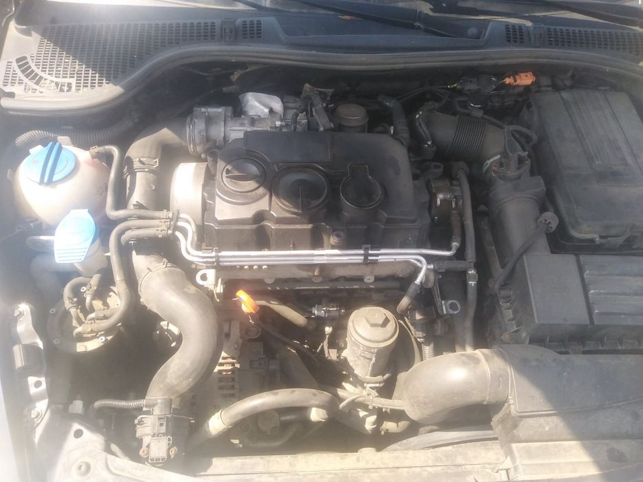 VW Golf + 1.9 105кс. Мотор BLS
