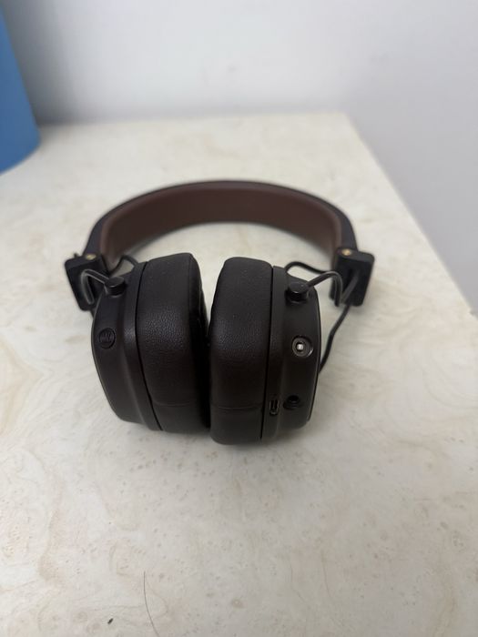 Продается наушник Marshall Major V