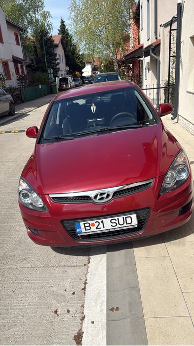 Hyiundai I 30  , primul proprietar; achizitionata in romania