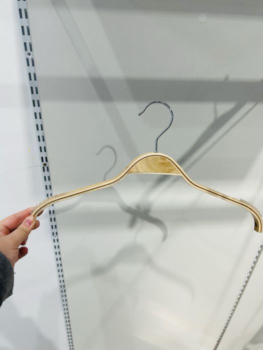 Вешалка для магазина