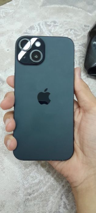 Продам айфон 15 128 гб