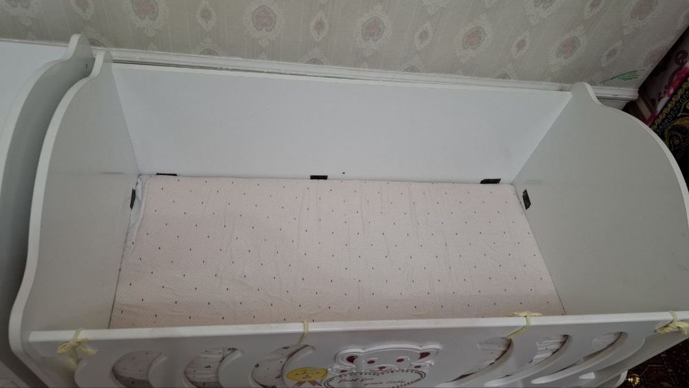 Кроватка два в одном