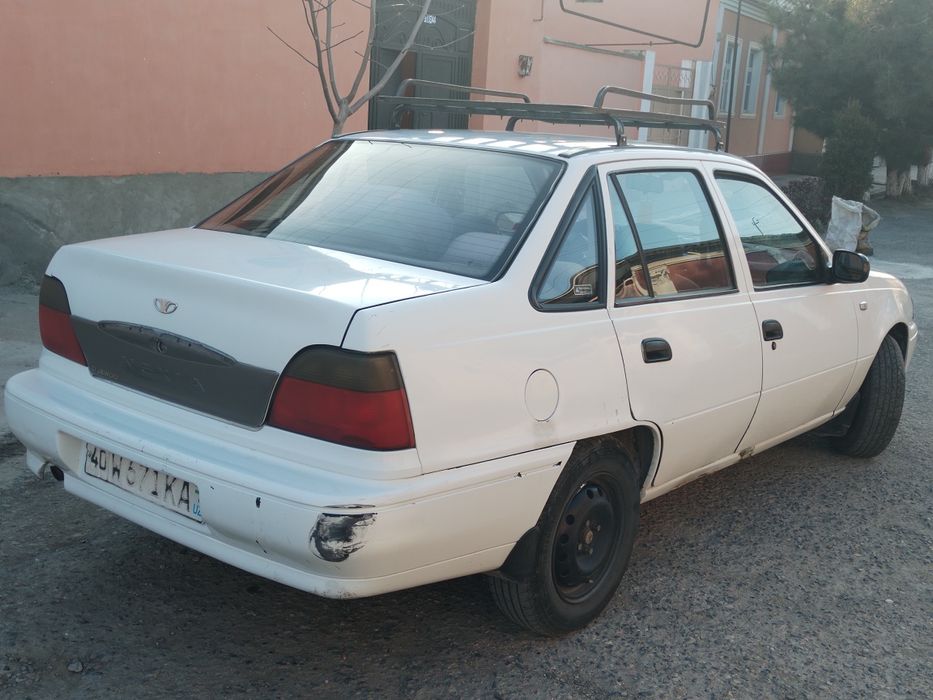 Срочно продам нексию 1