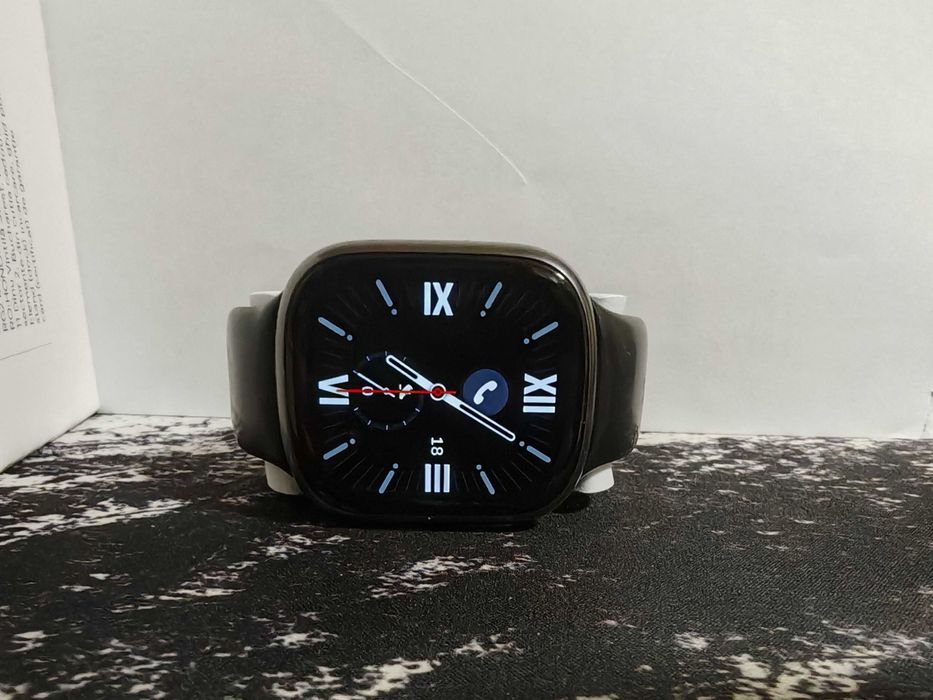 Смарт часовник Honor Watch 4