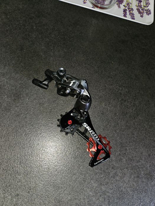 Schimbator spate, SRAM Force