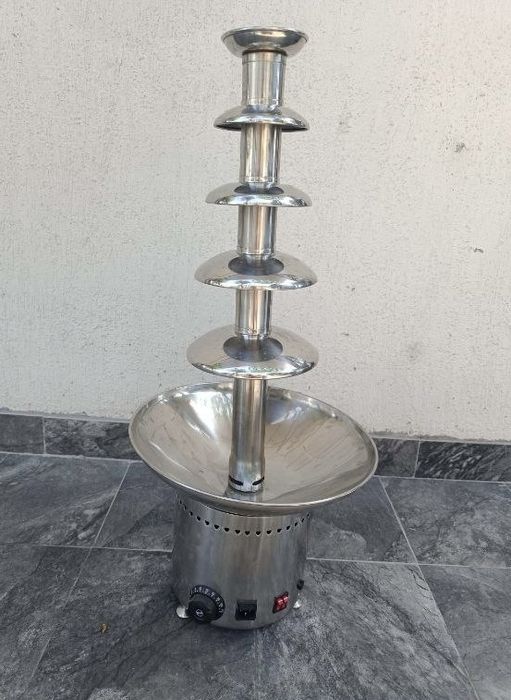 Шоколадный фонтан sotiladi sotuvda Продается шоколадный фонтан