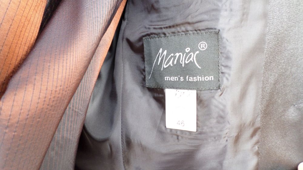 Мъжки/юношески костюм фирма "Maniac"