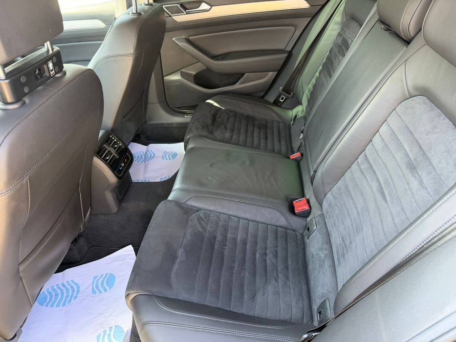 Vw Passat R -line 190 cp  Virtual Camera Navigatie DSG 7+1 Alcantarara