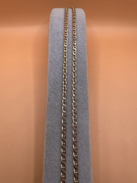 Продам золотую цепочку.