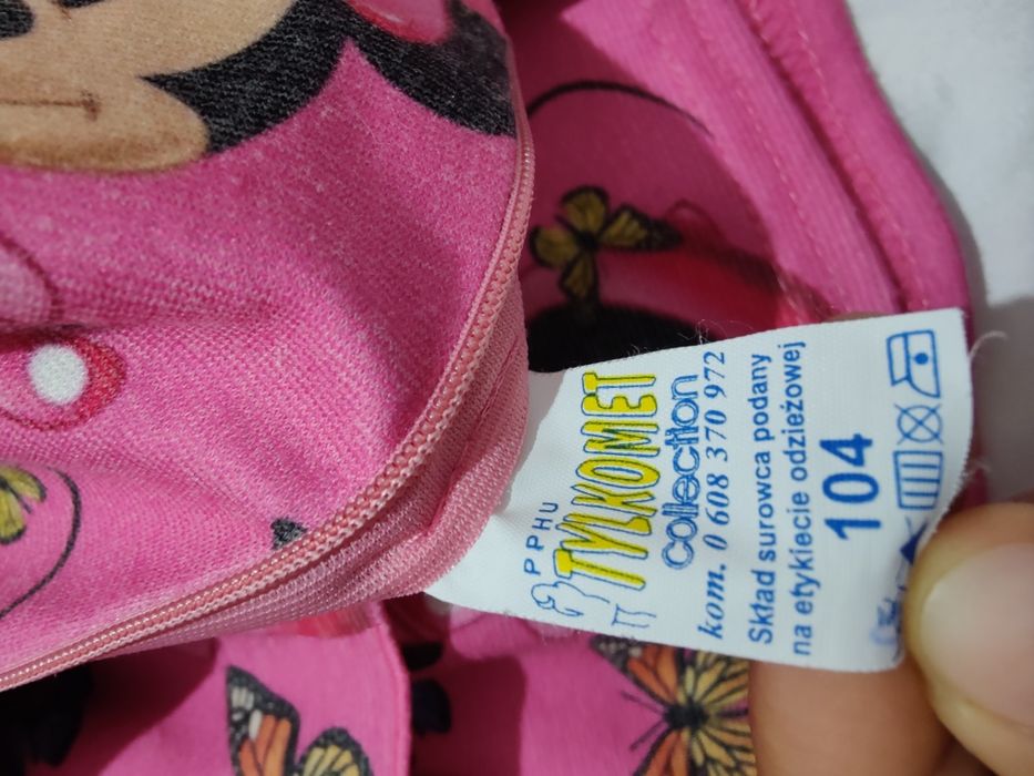 3 Rochite 3-4 ani, 104 cm. 50 lei bucata, pret fix.