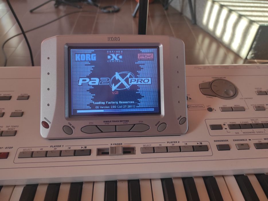 Orga Korg pa2x 256 RAM.