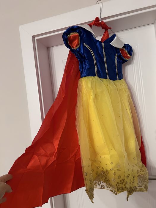 Rochie costum Halloween Alba ca zapada 5 - 6 ani