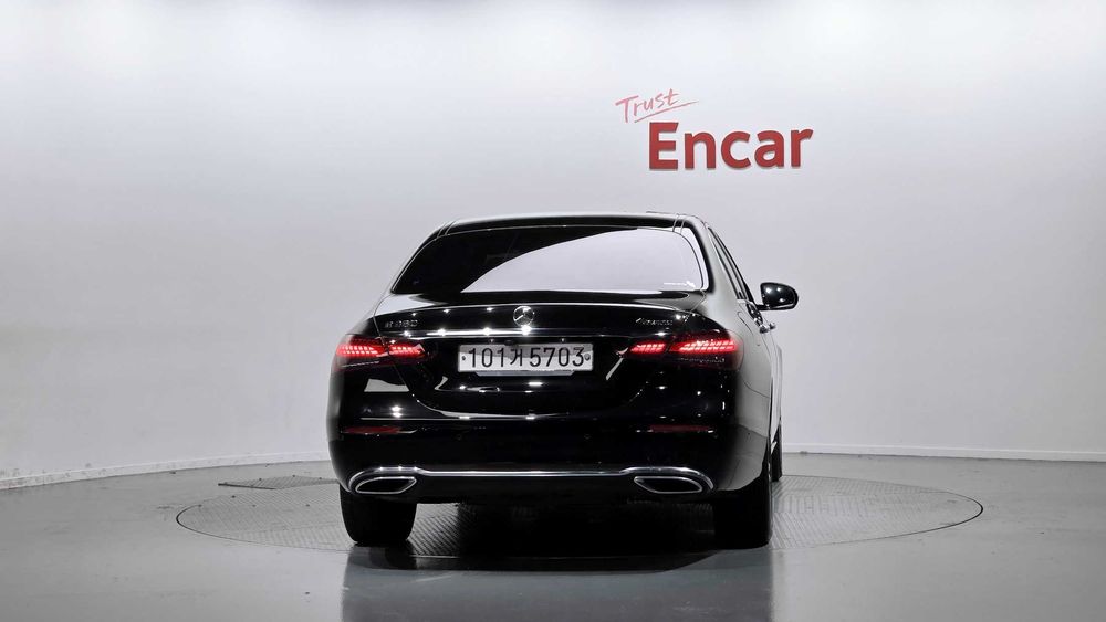 Продаётся Mercedes-Benz E-Class E350 4MATIC Avantgarde