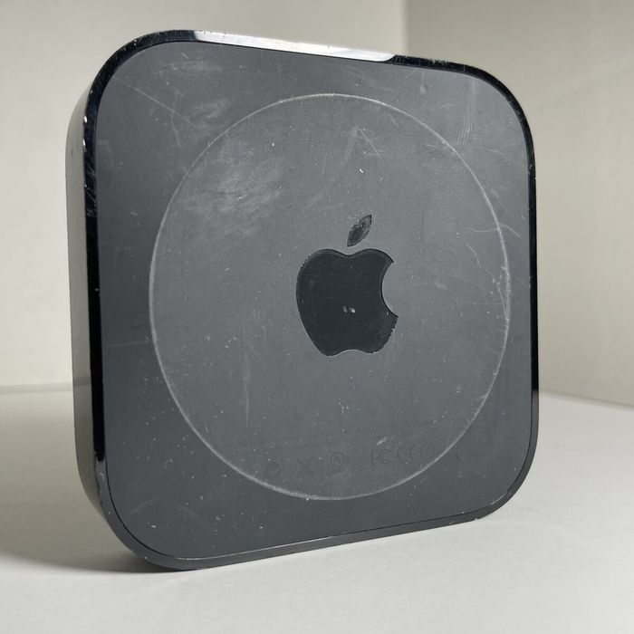 Apple TV (3rd Gen) HD Model A1427 Media 8GB Airplay