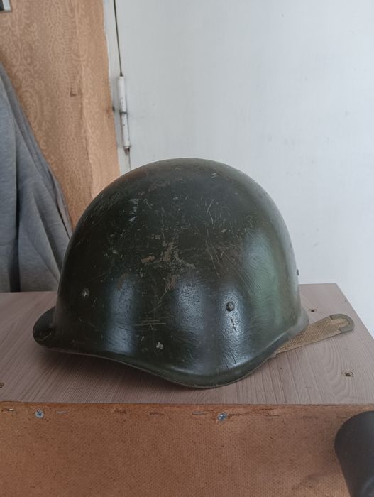 Продам каску.  .