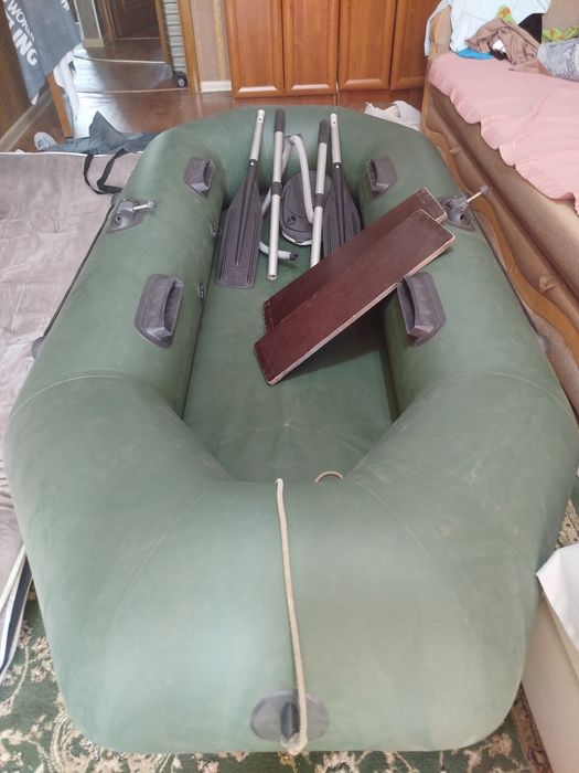 Срочно продам Лодку