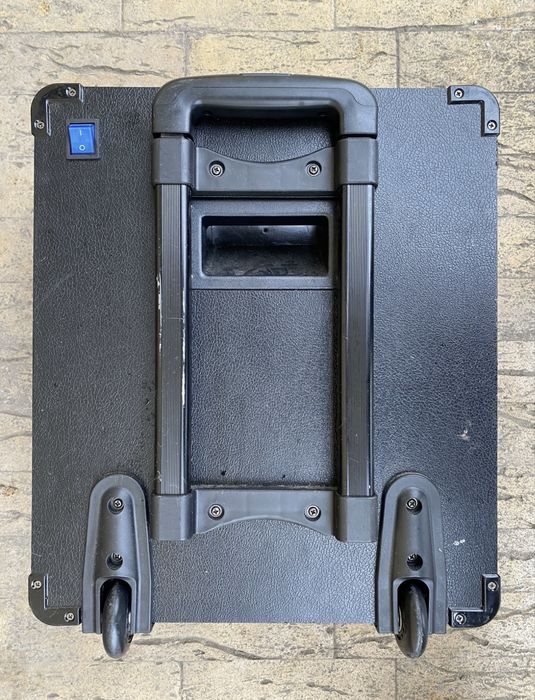 boxa activa AC/DC ( linie / voce / instrumente muzicale