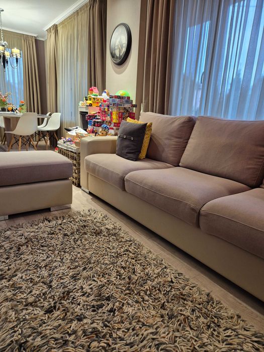 Разтегателен диван с функция сън+голяма табуретка