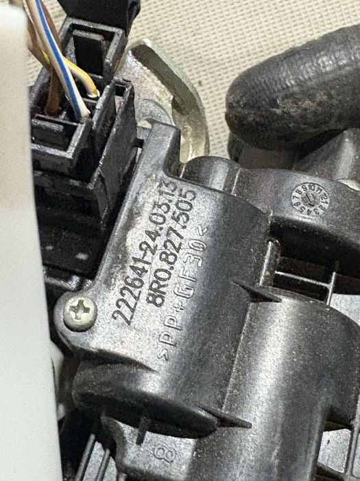 Audi Q7 2013 година Брава заден капак багажник