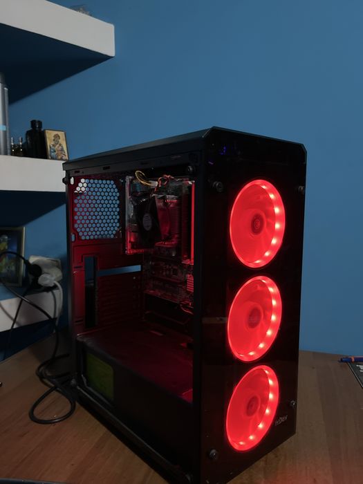 Vand calculator in stare foarte buna