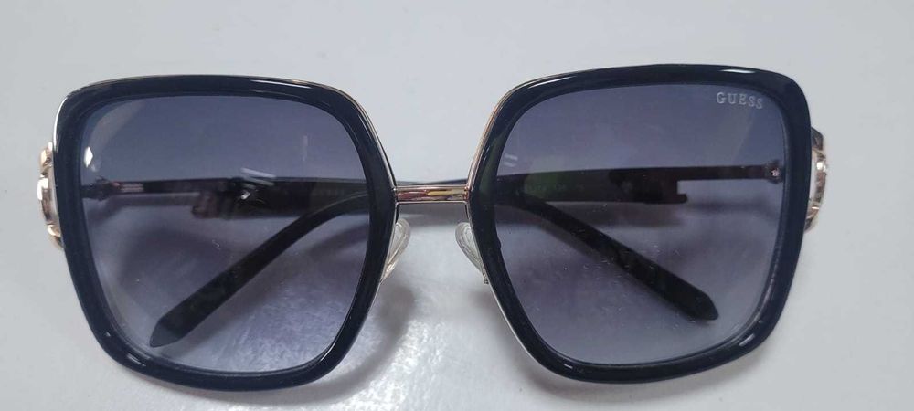 Ochelari de soare,  de damă- marca GUESS