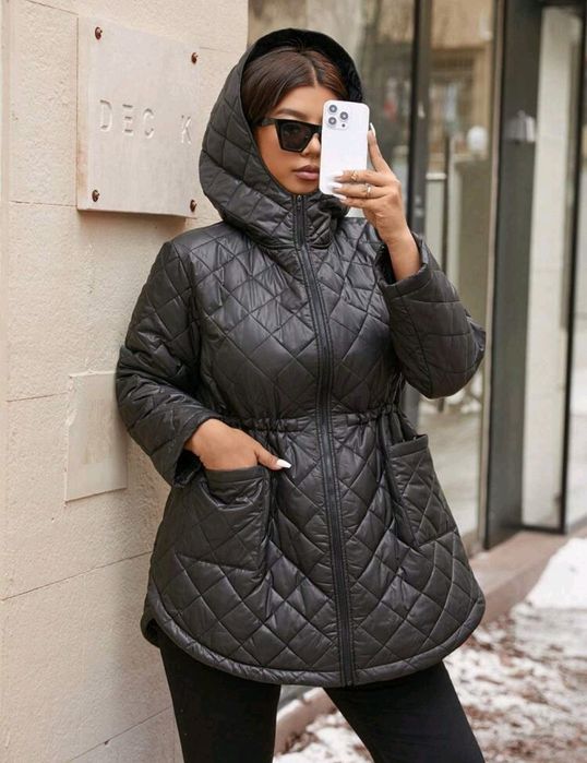 Страхотно ново черно макси яке със силиконова вата